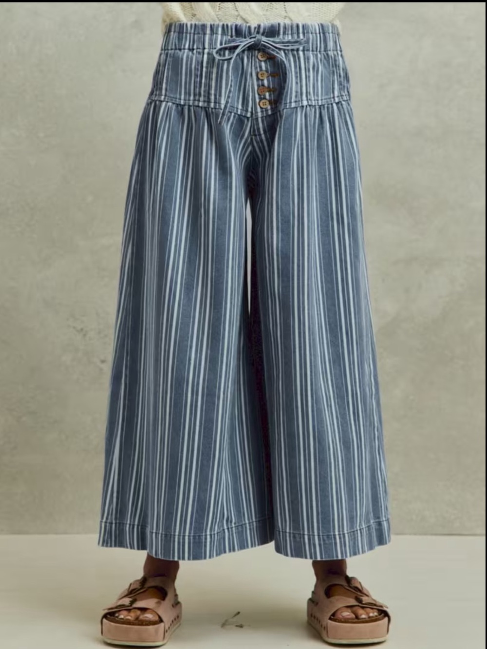 (A17) NWT So Me Striped Wide Leg Jeans